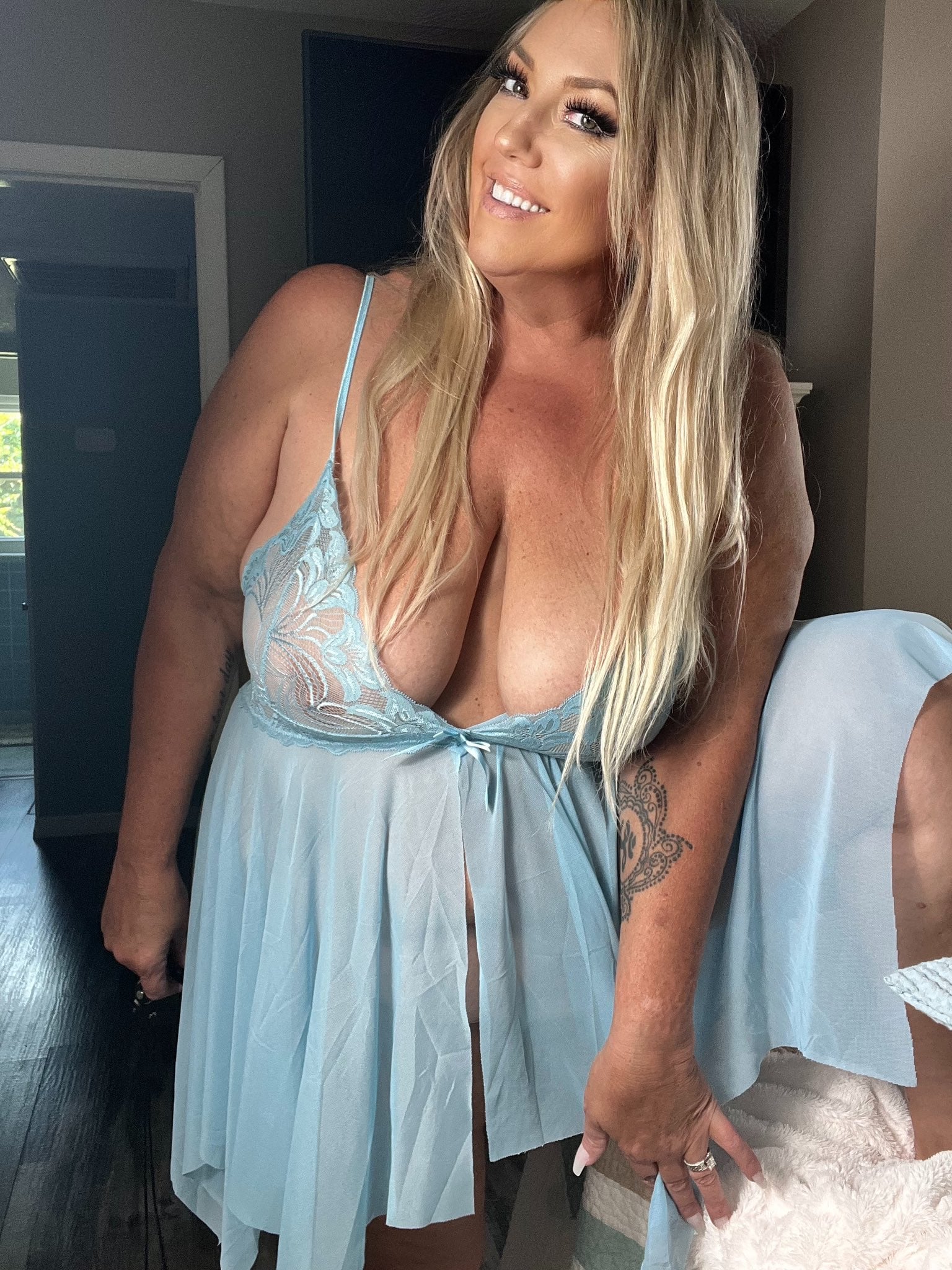 Venus Rising Free Pics Galleries More At Babepedia venus-rising-free-pics-galleries-more-at-babepedia